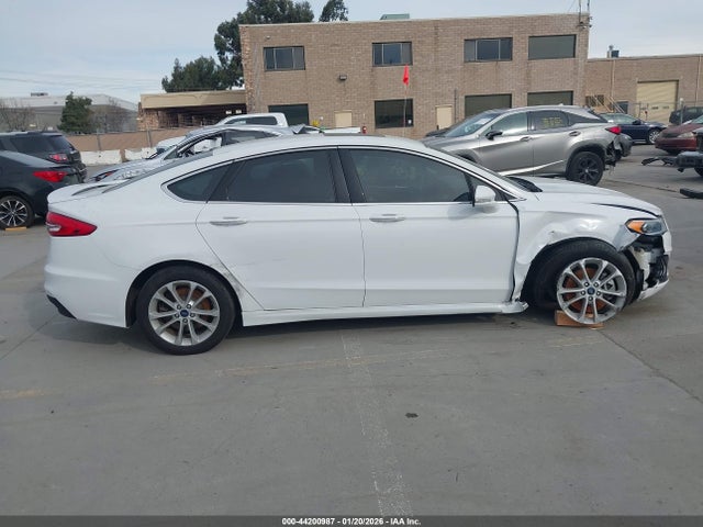 Ford Fusion Energi Titanium 2019 3FA6P0SUXKR178836 Image 13