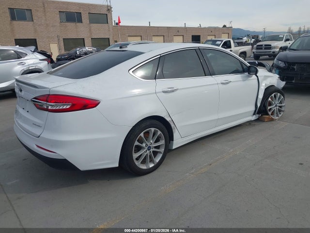 Ford Fusion Energi Titanium 2019 3FA6P0SUXKR178836 Image 4