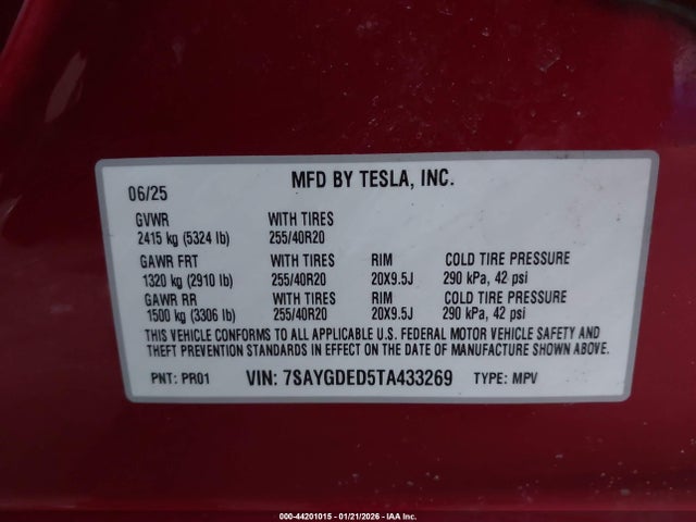 2026 TESLA MODEL Y 7SAYGDED5TA433269 Photo 8