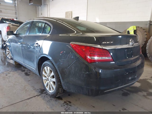 2015 Buick Lacrosse Leather მანქანა იყიდება აუქციონზე, vin: 1G4GB5GR3FF337774, აუქციონის ნომერი: 44201046