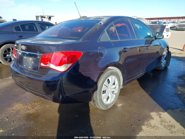 1G1PA5SH1F7157671 Chevrolet Cruze Ls Auto