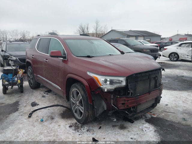 44201120 :رقم المزاد ، 1GKKNXLS0HZ157815 vin ، 2017 Gmc Acadia Denali مزاد بيع