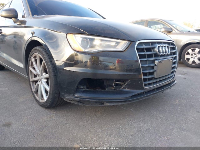 2015 AUDI A3 WAUACGFFXF1032776 Photo 5