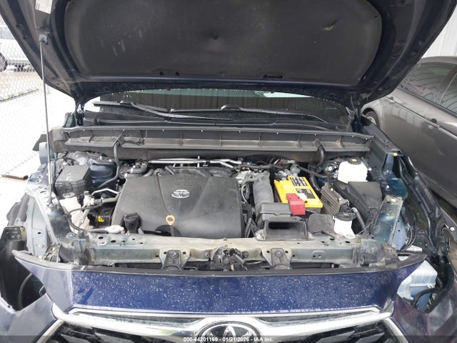 Toyota Highlander Platinum 2021 5TDFZRAH9MS060693 Image 10
