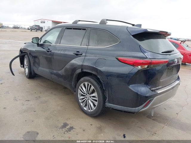 Toyota Highlander Platinum 2021 5TDFZRAH9MS060693 Image 3