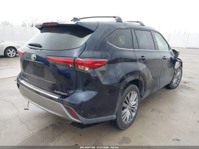 Toyota Highlander Platinum 2021 5TDFZRAH9MS060693 Image 4