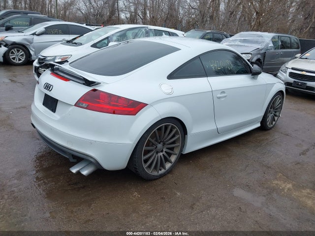 44201183 :رقم المزاد ، TRUB1AFKXF1000357 vin ، 2015 Audi Tts 2.0t مزاد بيع