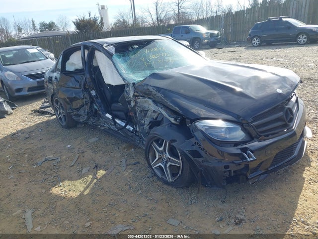 2009 MERCEDES-BENZ C 63 AMG WDDGF77X39F325492