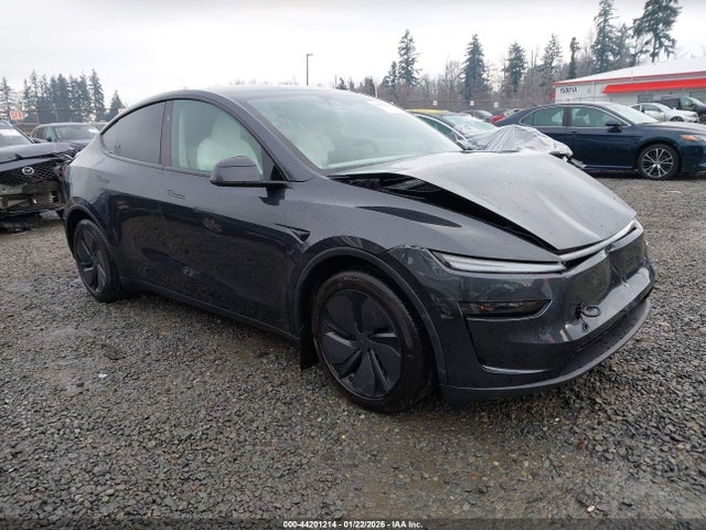 2026 TESLA MODEL Y 7SAYGDEE3TF450423 Photo 0
