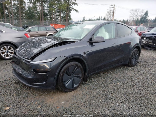 2026 TESLA MODEL Y 7SAYGDEE3TF450423 Photo 1