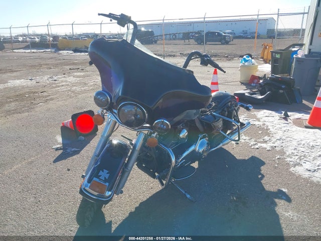 2010 HARLEY-DAVIDSON FLHTK 1HD1KEM10AB641328 Photo 1
