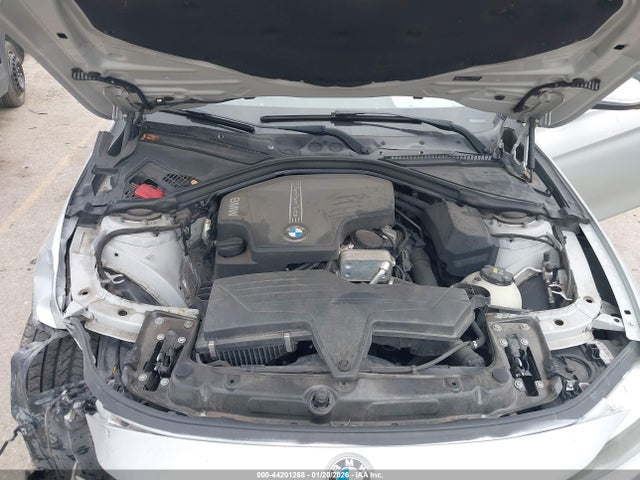 2016 BMW 320I WBA8E1G50GNT37998 Photo 9