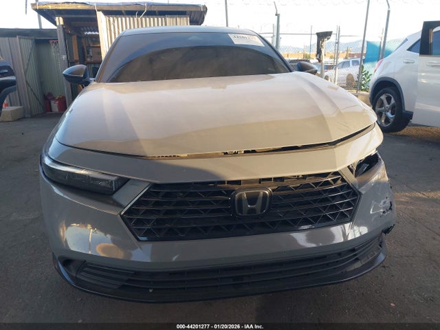 1HGCY2F77RA068195 Honda Accord Hybrid Sport-l