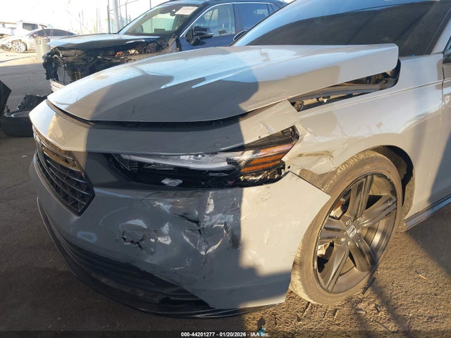 1HGCY2F77RA068195 Honda Accord Hybrid Sport-l