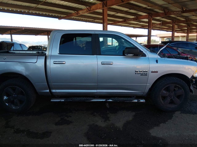Продажа на аукционе авто 2019 Ram 1500 Classic Big Horn  4x4 5'7 Box, vin: 1C6RR7LTXKS526789, номер лота: 44201300