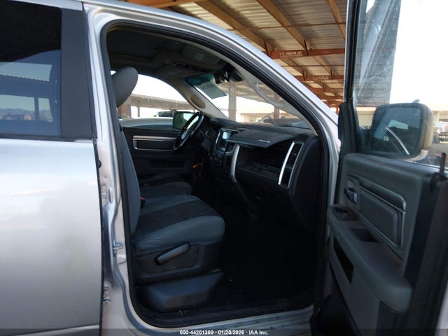 Продажа на аукционе авто 2019 Ram 1500 Classic Big Horn  4x4 5'7 Box, vin: 1C6RR7LTXKS526789, номер лота: 44201300