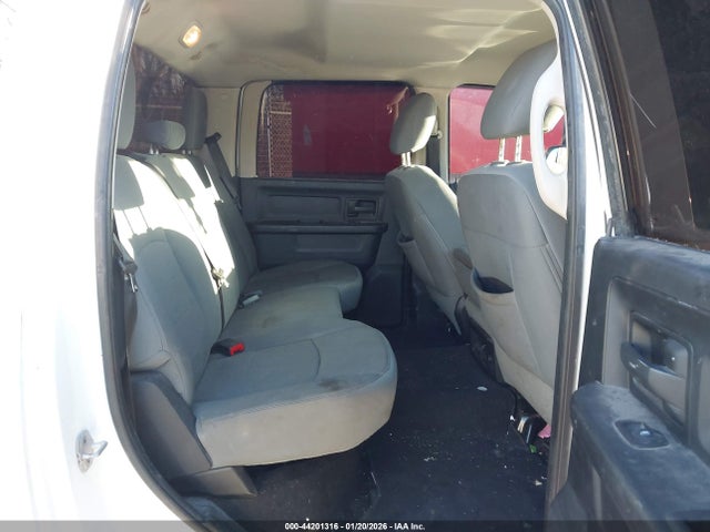 Aukcja sprzedaży 2014 Ram 2500 Tradesman, vin: 3C6UR5CL9EG125924, numer aukcji: 44201316