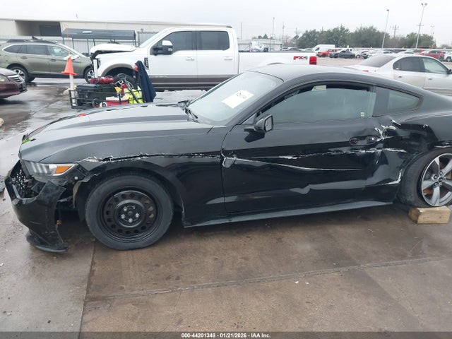 Ford Mustang Ecoboost 2017 1FA6P8TH1H5306179 Image 6