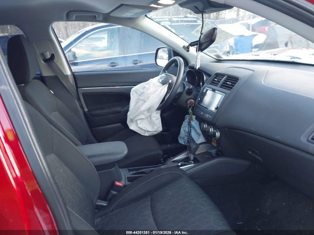 2022 MITSUBISHI OUTLANDER SPORT JA4APUAU1NU020387 Photo 4
