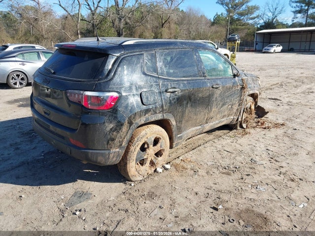 Jeep Compass Altitude 4x4 2018 3C4NJDBB1JT479381 Image 4