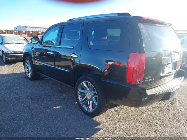 2011 CADILLAC ESCALADE 1GYS4DEF2BR259938 Photo 2