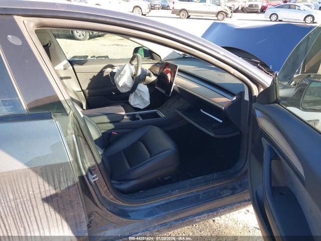 2023 TESLA MODEL 3 5YJ3E1EB9PF594422 Photo 4