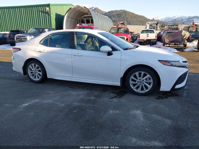 4T1G11AK7MU565258 Toyota CAMRY SE