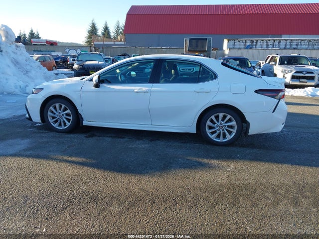 4T1G11AK7MU565258 Toyota CAMRY SE