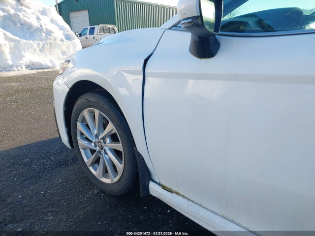 4T1G11AK7MU565258 Toyota CAMRY SE