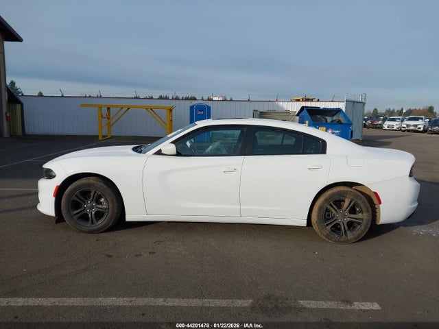 2022 Dodge Charger Sxt Rwd მანქანა იყიდება აუქციონზე, vin: 2C3CDXBG3NH172695, აუქციონის ნომერი: 44201478