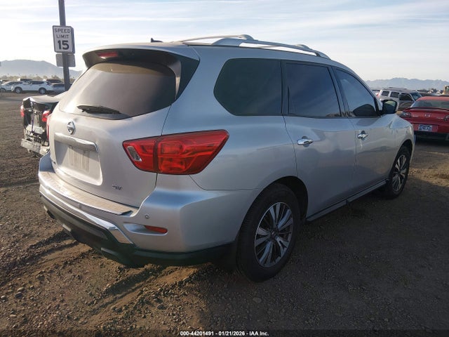 Nissan Pathfinder Sv 2017 5N1DR2MN4HC608683 Image 4