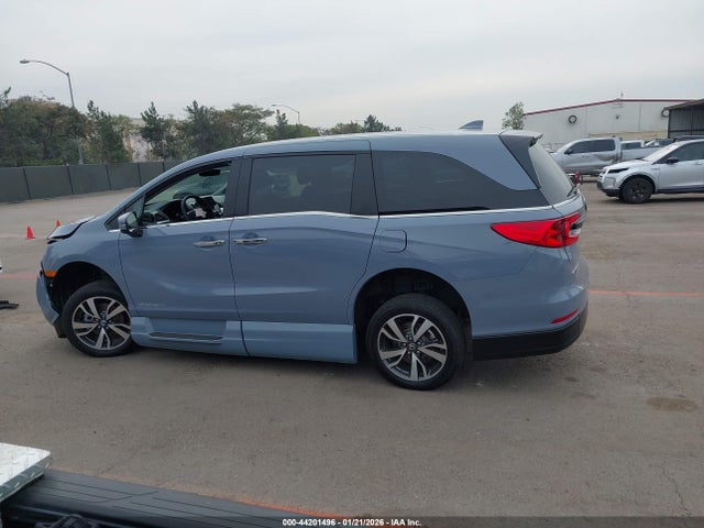 Honda Odyssey Touring 2024 5FNRL6H82RB072506 Image 14