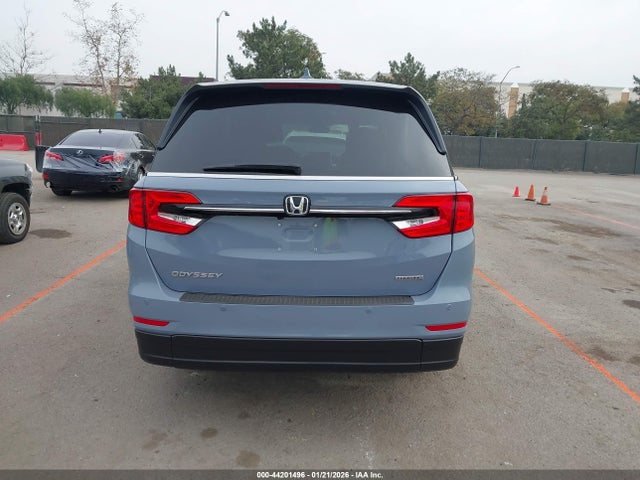 Honda Odyssey Touring 2024 5FNRL6H82RB072506 Image 16
