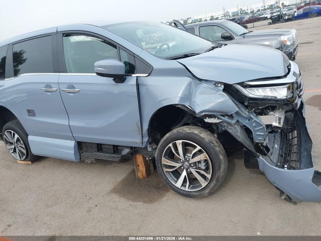 Honda Odyssey Touring 2024 5FNRL6H82RB072506 Image 17