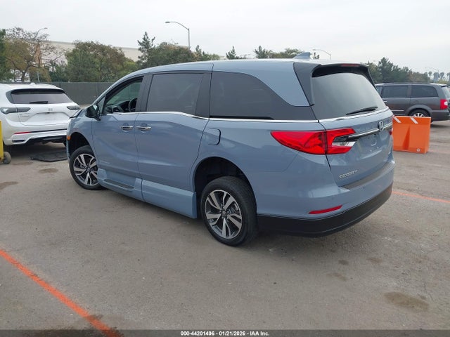 Honda Odyssey Touring 2024 5FNRL6H82RB072506 Image 3