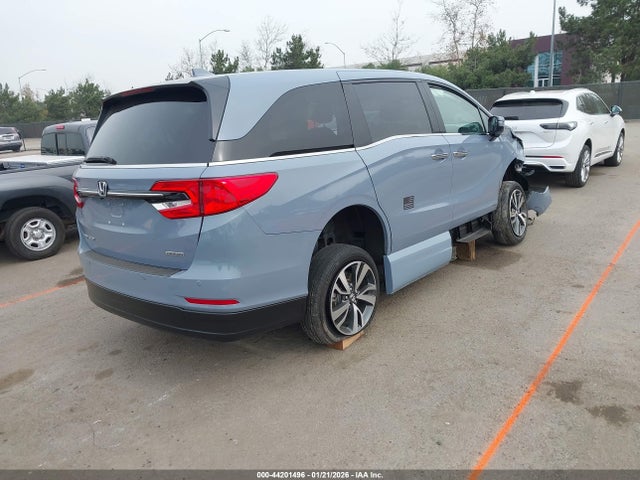 Honda Odyssey Touring 2024 5FNRL6H82RB072506 Image 4