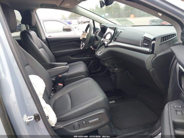 Honda Odyssey Touring 2024 5FNRL6H82RB072506 Image 5