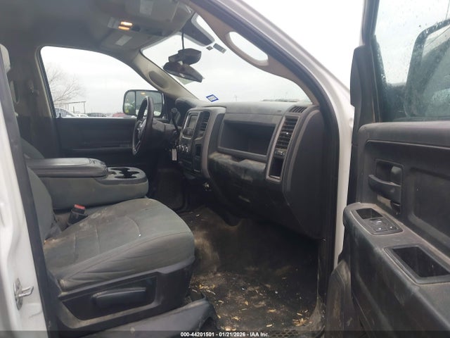 3C6UR5CJ5GG351380 RAM 2500 Tradesman