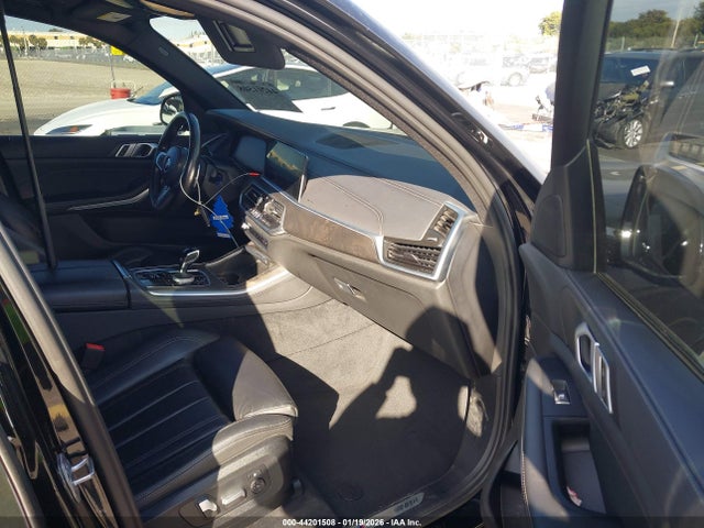 2022 BMW X5 5UXCR4C08N9K69676 Photo 4