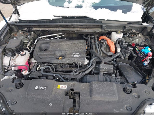2024 Lexus Nx 350h Premium მანქანა იყიდება აუქციონზე, vin: 2T2GKCEZ9RC029769, აუქციონის ნომერი: 44201562