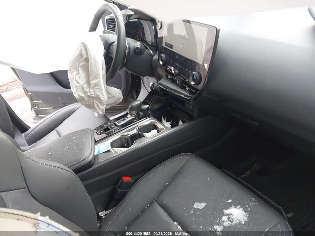 2024 Lexus Nx 350h Premium მანქანა იყიდება აუქციონზე, vin: 2T2GKCEZ9RC029769, აუქციონის ნომერი: 44201562