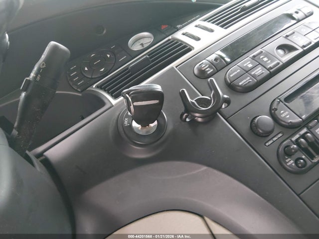 2005 CHRYSLER PACIFICA 2C8GF684X5R469924 Photo 10