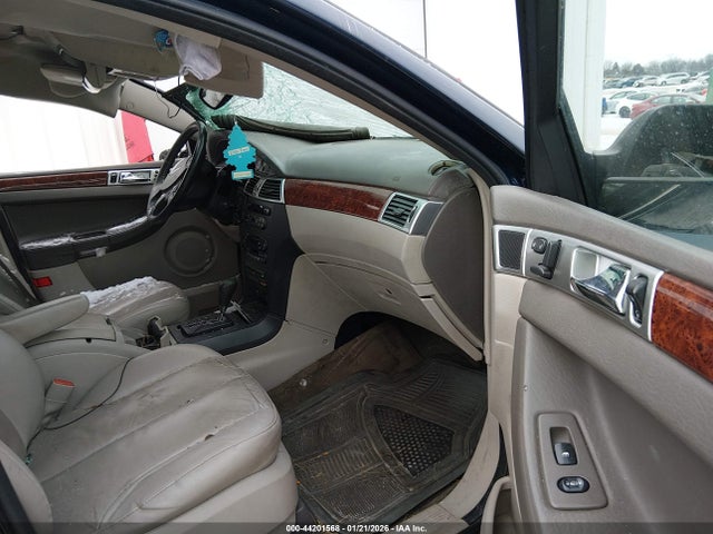 2005 CHRYSLER PACIFICA 2C8GF684X5R469924 Photo 4