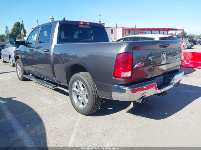 2016 RAM 1500 1C6RR7TM0GS114414 Photo 2
