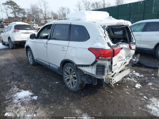 2017 MITSUBISHI OUTLANDER JA4AD2A36HZ021692 Photo 2