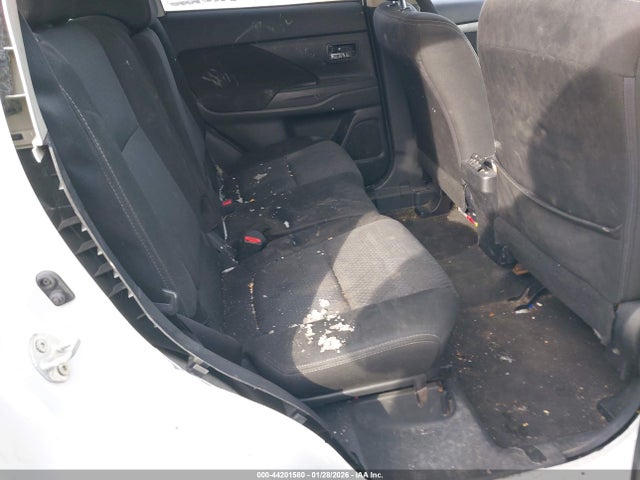 2017 MITSUBISHI OUTLANDER JA4AD2A36HZ021692 Photo 7