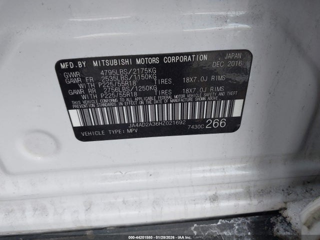 2017 MITSUBISHI OUTLANDER JA4AD2A36HZ021692 Photo 8