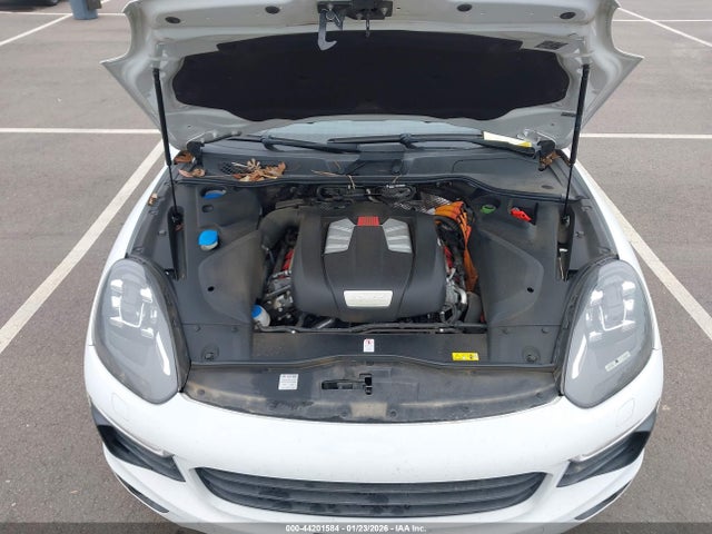 2017 PORSCHE CAYENNE E-HYBRID WP1AE2A21HLA68334 Photo 9