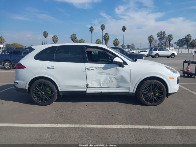 WP1AE2A21HLA68334 Porsche Cayenne E-hybrid S Platinum Edition