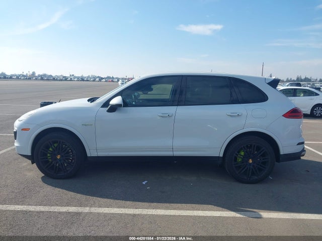 WP1AE2A21HLA68334 Porsche Cayenne E-hybrid S Platinum Edition